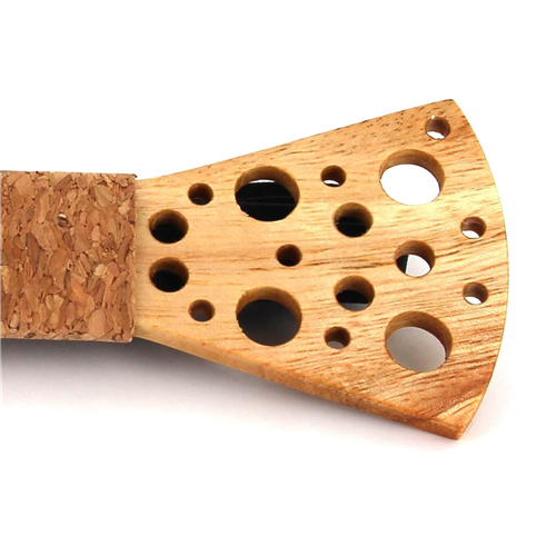 Pajarita Madera Agujeros Pequeños