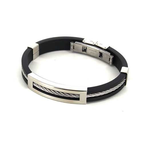 Pulseira em Aço e Borracha Preta com Motivo Retangular