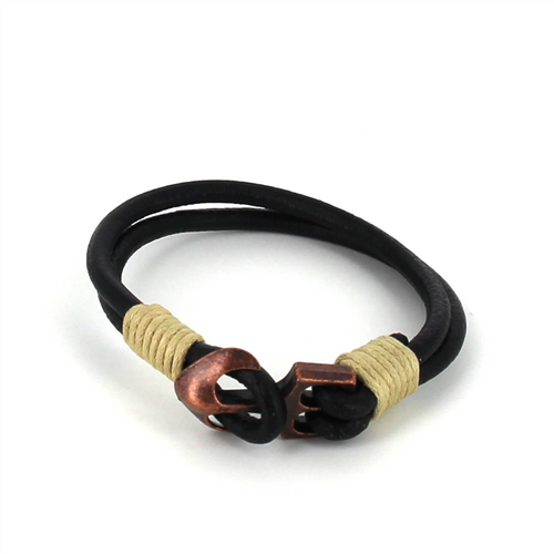Pulseira em Couro com Âncora